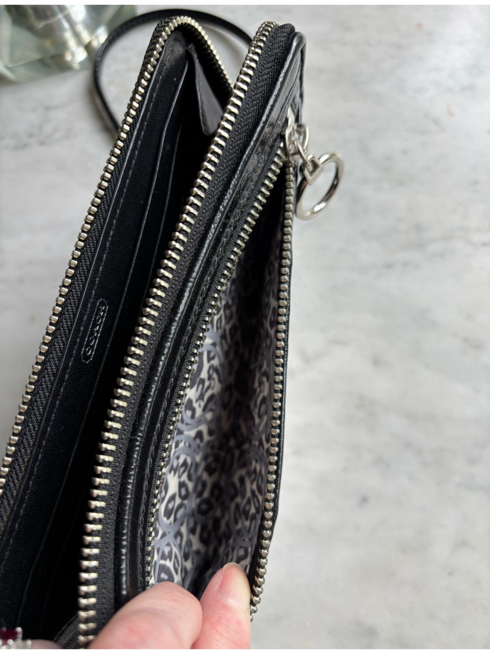 Coach Black Poppy Patent Leather Wristlet/Wallet - Picture 5 of 15